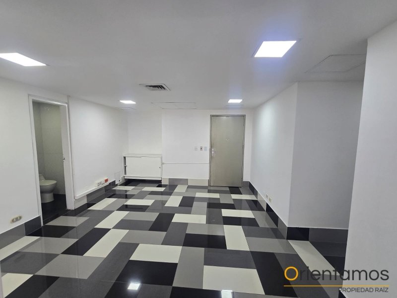 Oficina disponible para el arriendo en Medellín el codigo es 14748 foto numero 5