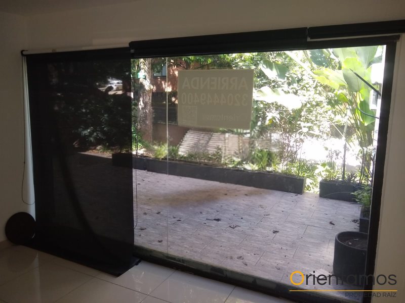 Casa-local disponible para el arriendo en Medellín el codigo es 16182 foto numero 3