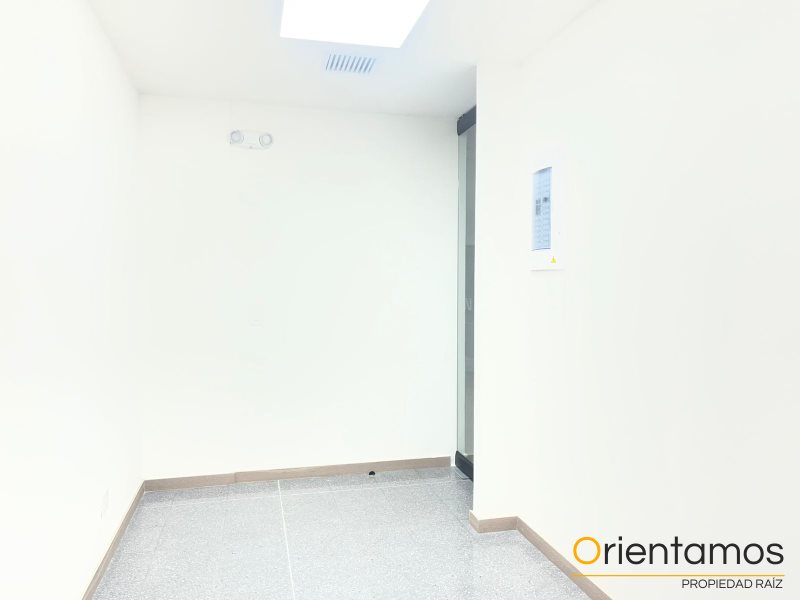 Oficina disponible para el arriendo en Medellín el codigo es 20903 foto numero 11