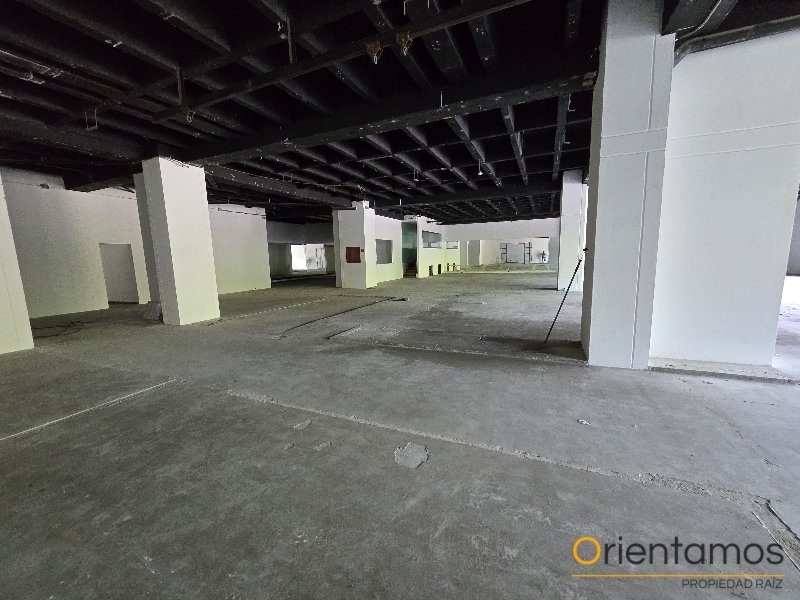 Local para el arriendo en Medellín - Estadio el codigo es 21412 foto numero 3