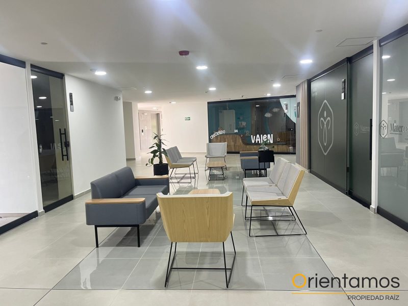 Oficina disponible para el arriendo en Medellín el codigo es 20903 foto numero 2
