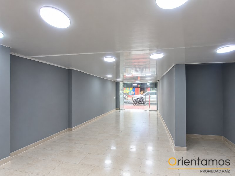 Bodega disponible para el arriendo en Medellín el codigo es 21525 foto numero 2