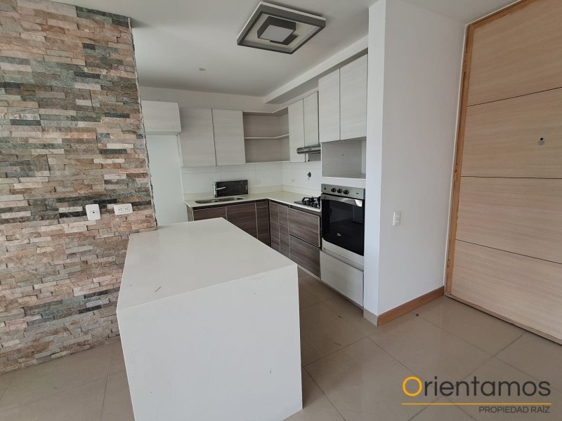 Apartamento disponible para el arriendo en Medellín el codigo es 21460 foto numero 7