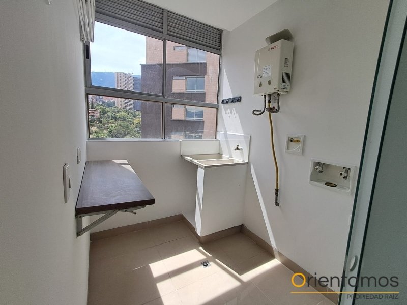 Apartamento disponible para el arriendo en Medellín el codigo es 21460 foto numero 10