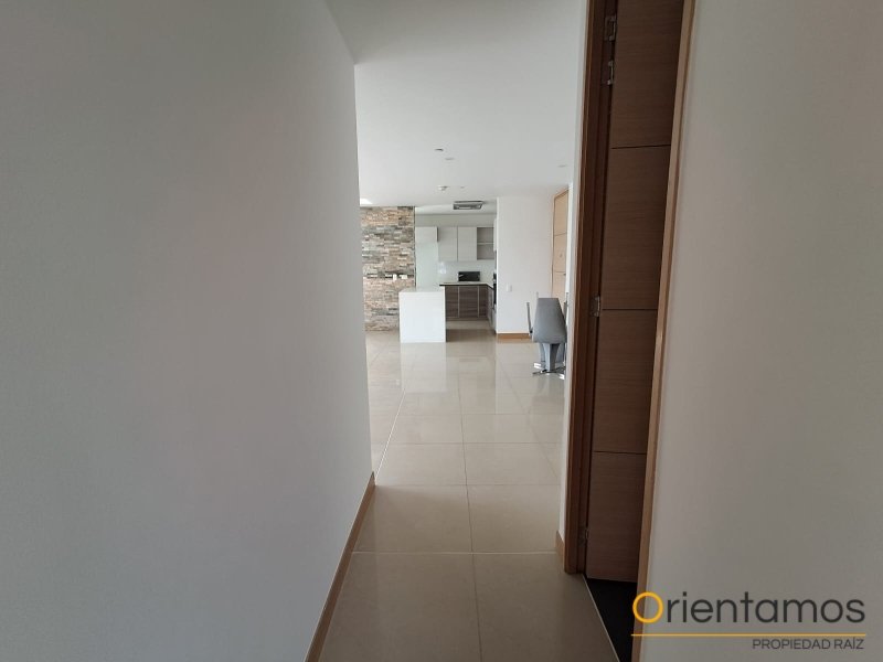 Apartamento disponible para el arriendo en Medellín el codigo es 21460 foto numero 9
