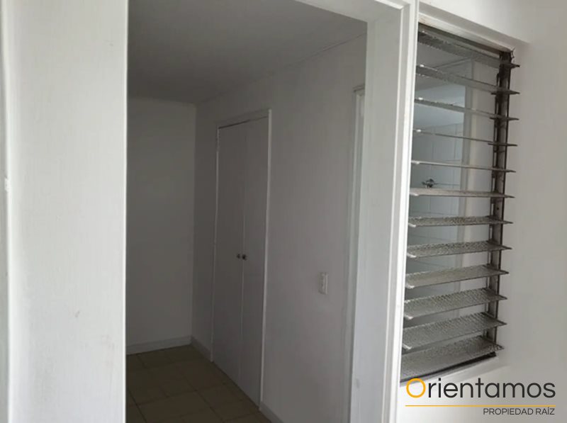 Apartamento disponible para el arriendo en Medellín el codigo es 20717 foto numero 17
