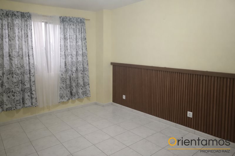 Apartamento disponible para el arriendo en Medellín el codigo es 21004 foto numero 4