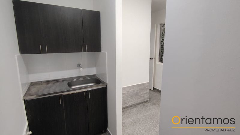 Oficina disponible para el arriendo en Medellín el codigo es 18458 foto numero 6