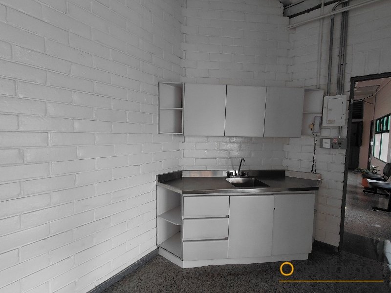 Oficina disponible para el arriendo en Medellín el codigo es 21305 foto numero 7