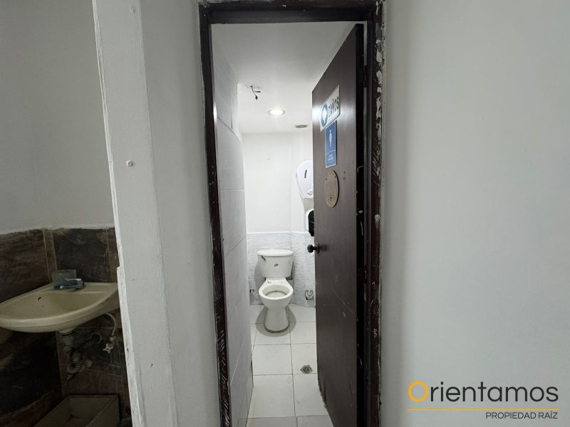 Local disponible para el arriendo en Medellín el codigo es 306 foto numero 8