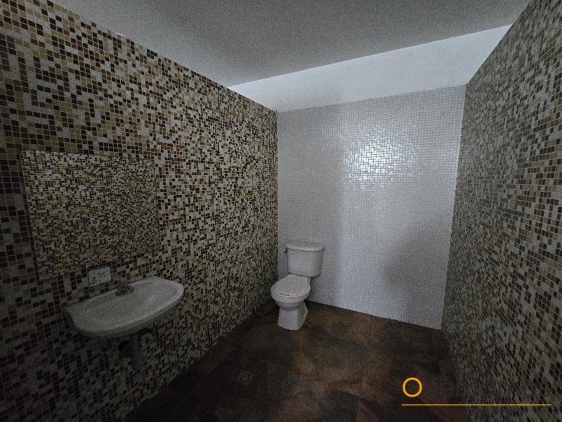 Local para el arriendo en Medellín - Estadio el codigo es 21412 foto numero 11