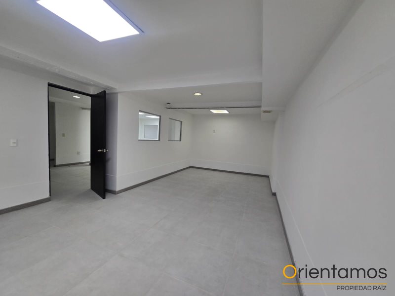 Bodega disponible para el arriendo en Medellín el codigo es 21010 foto numero 9