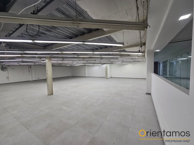 Bodega disponible para el arriendo en Medellín el codigo es 21010 foto numero 6