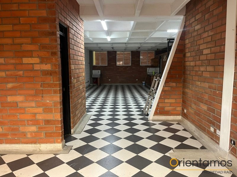 Bodega disponible para el arriendo en Medellín el codigo es 21306 foto numero 7