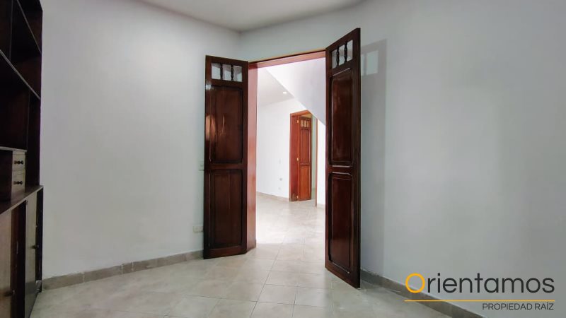 Apartamento disponible para el arriendo en Medellín el codigo es 21001 foto numero 7