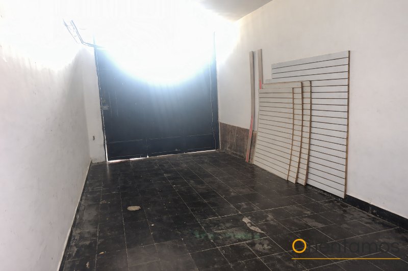 Casa-local disponible para el arriendo en Medellín el codigo es 21062 foto numero 5