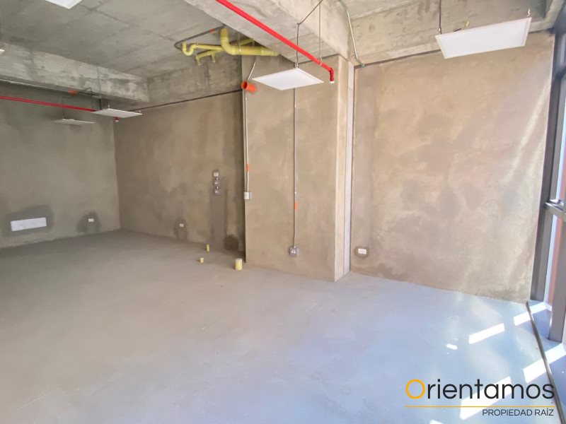 Oficina disponible para el arriendo en Medellín el codigo es 20980 foto numero 3