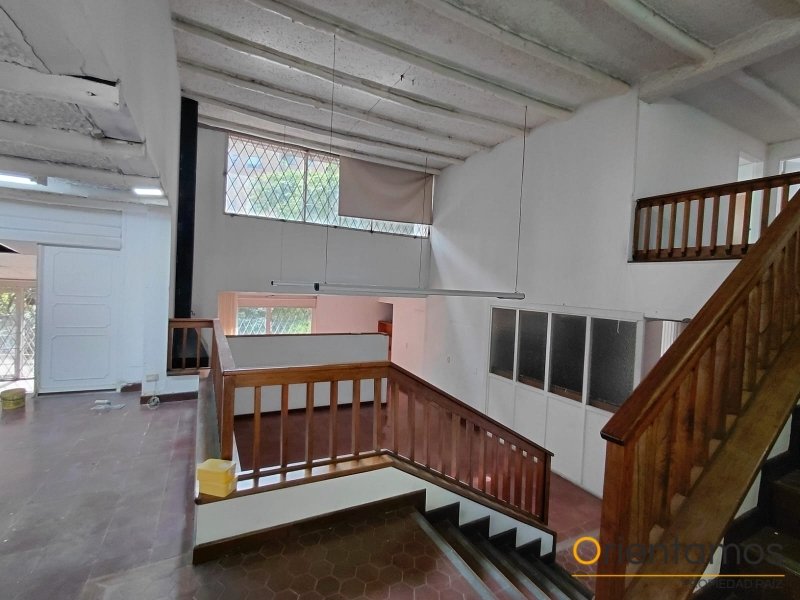 Casa-local disponible para el arriendo en Medellín el codigo es 21620 foto numero 5
