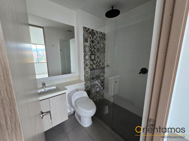 Apartamento disponible para el arriendo en Medellín el codigo es 21231 foto numero 11
