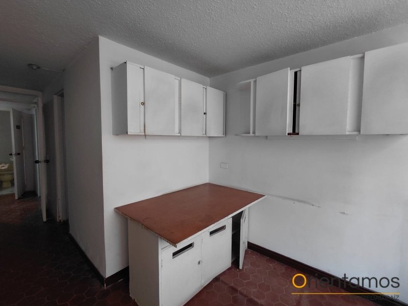 Casa-local disponible para el arriendo en Medellín el codigo es 21620 foto numero 9