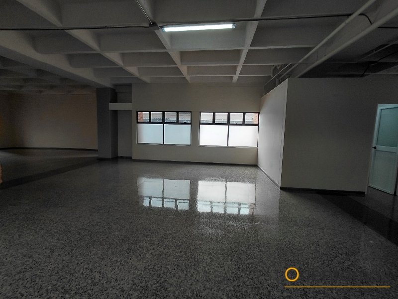 Oficina disponible para el arriendo en Medellín el codigo es 21303 foto numero 6