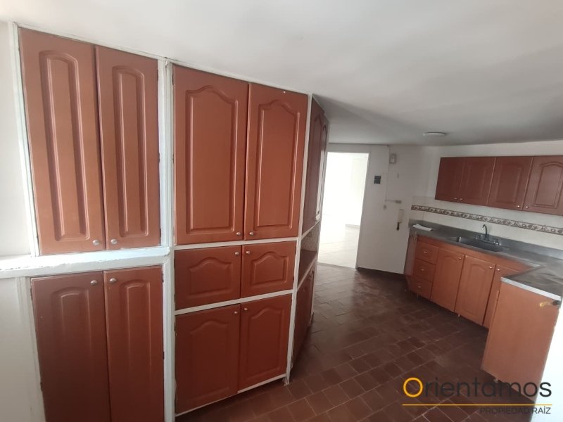 Apartamento disponible para el arriendo en Medellín el codigo es 21133 foto numero 5