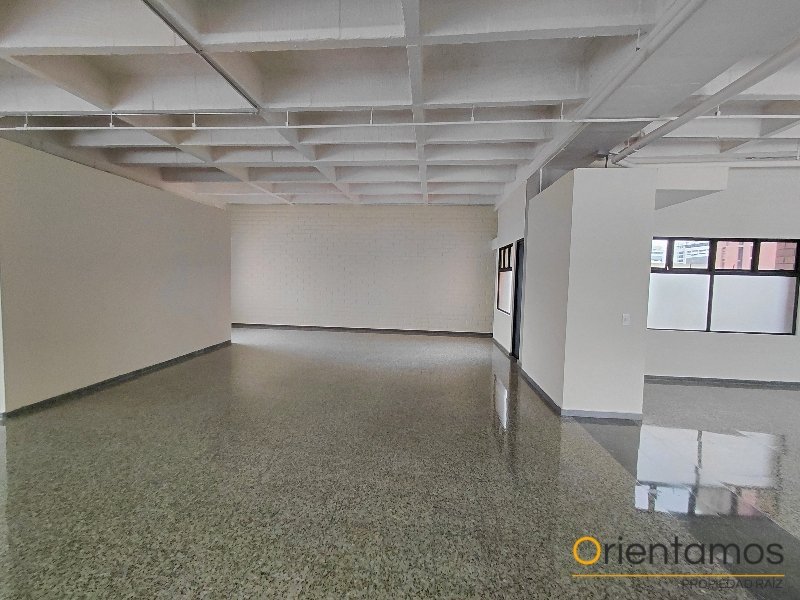 Oficina disponible para el arriendo en Medellín el codigo es 21303 foto numero 7