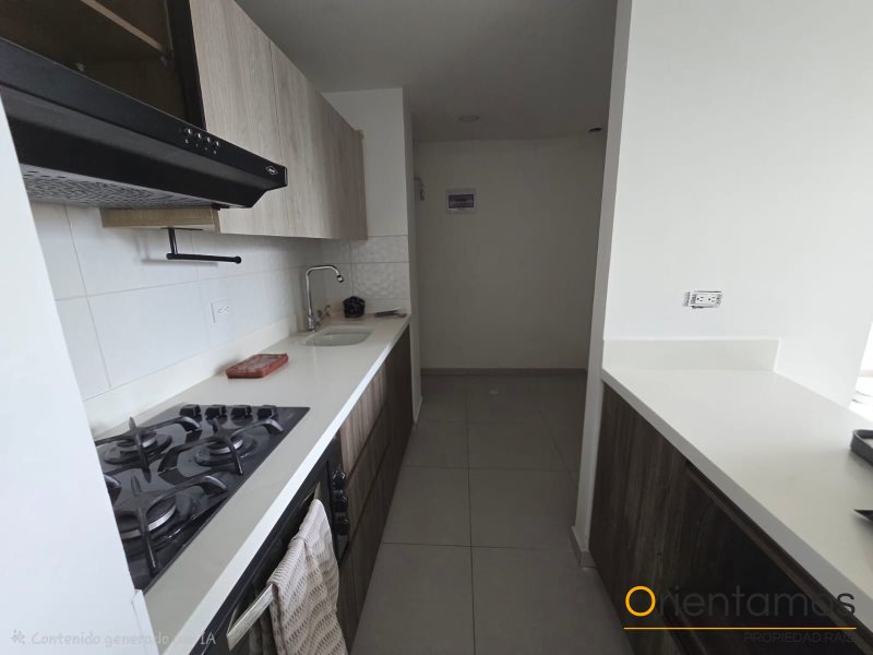 Apartamento disponible para el arriendo en Medellín el codigo es 21002 foto numero 4