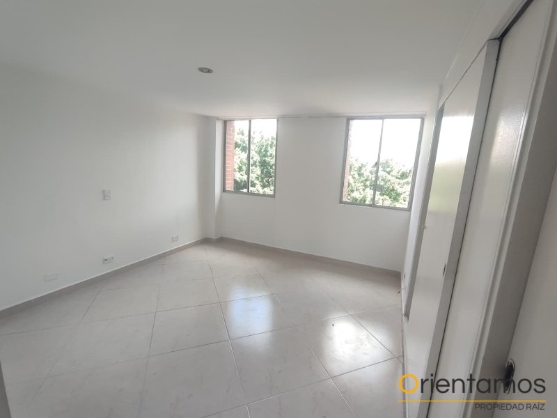 Apartamento disponible para el arriendo en Medellín el codigo es 21133 foto numero 21
