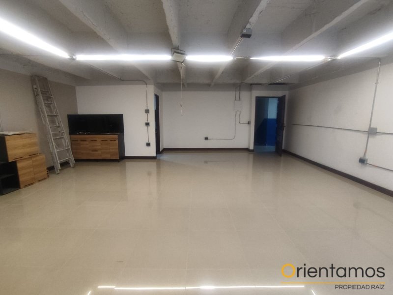 Oficina disponible para el arriendo en Medellín el codigo es 21065 foto numero 5