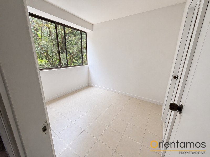 Apartamento disponible para el arriendo en Medellín el codigo es 21135 foto numero 16