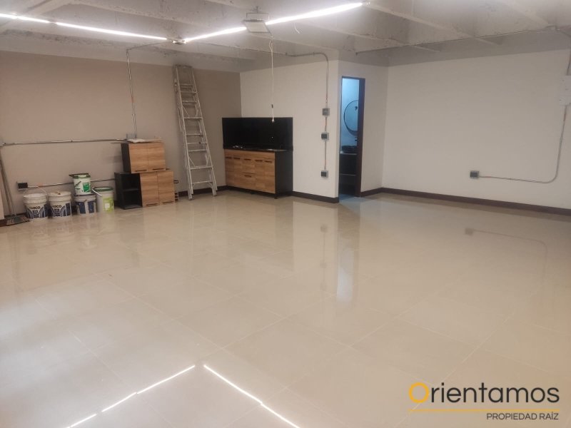Oficina disponible para el arriendo en Medellín el codigo es 21065 foto numero 4