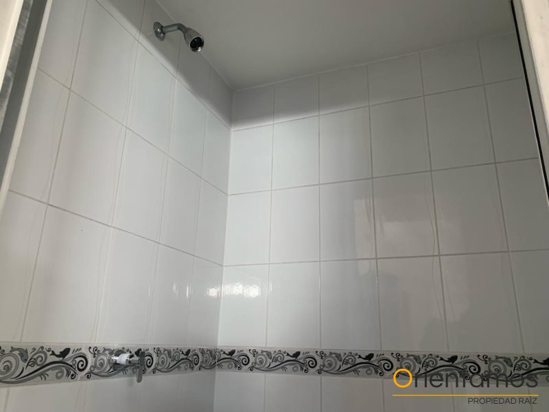 Casa-local disponible para el arriendo en Medellín el codigo es 19007 foto numero 15