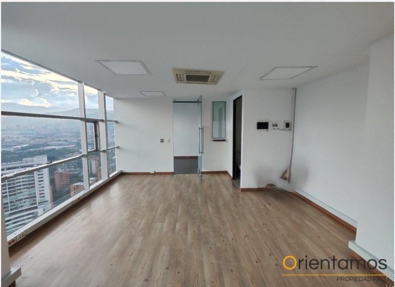 Oficina disponible para el arriendo en Medellín el codigo es 21197 foto numero 2