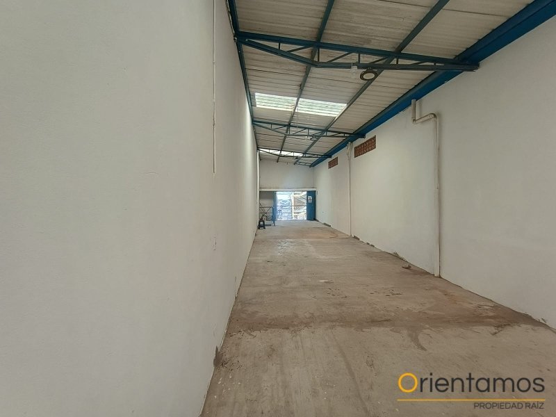 Bodega disponible para el arriendo en Medellín el codigo es 14659 foto numero 2