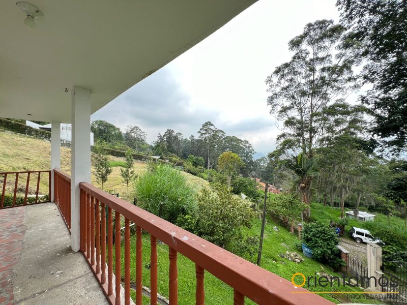 Casa disponible para el arriendo en Medellín el codigo es 20930 foto numero 22