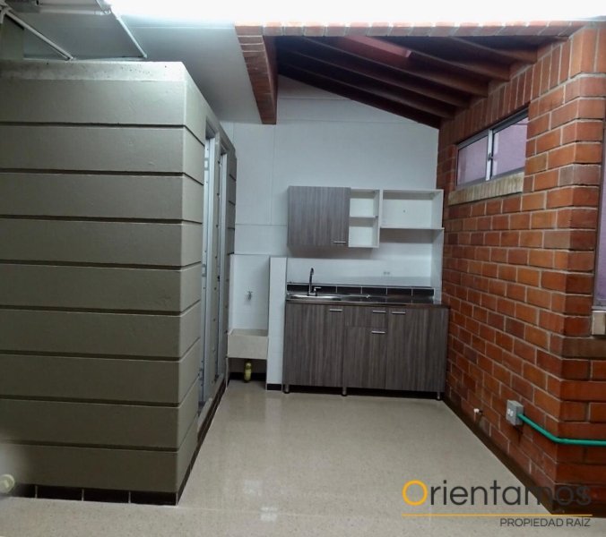 Oficina para el arriendo en Medellín - Belen el codigo es 21129 foto numero 6