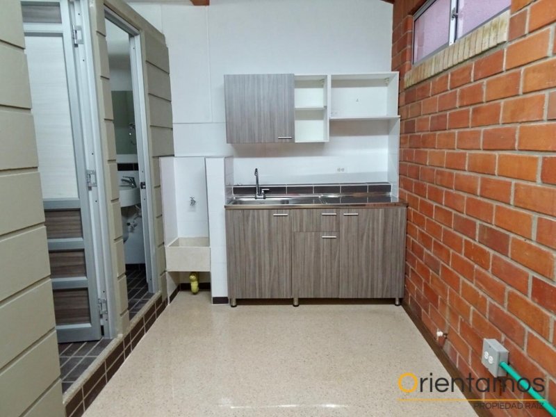 Oficina para el arriendo en Medellín - Belen el codigo es 21129 foto numero 8