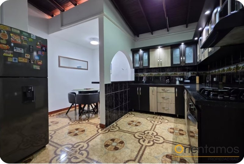 Casa para el arriendo en Medellín - Laureles el codigo es 21120 foto numero 7