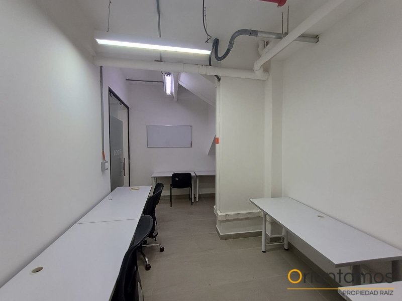 Oficina disponible para el arriendo en Medellín el codigo es 21365 foto numero 4