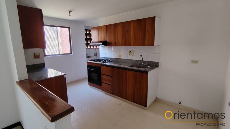 Oficina disponible para el arriendo en Medellín el codigo es 20477 foto numero 6