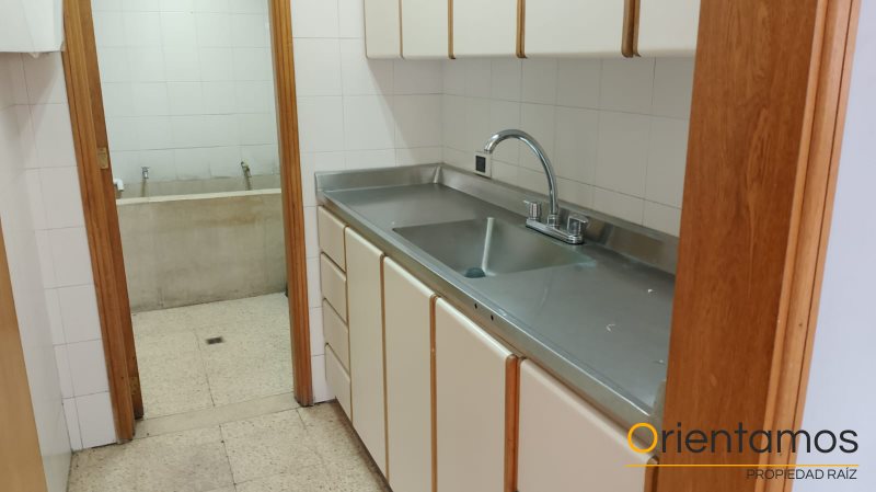 Oficina disponible para el arriendo en Medellín el codigo es 19249 foto numero 9