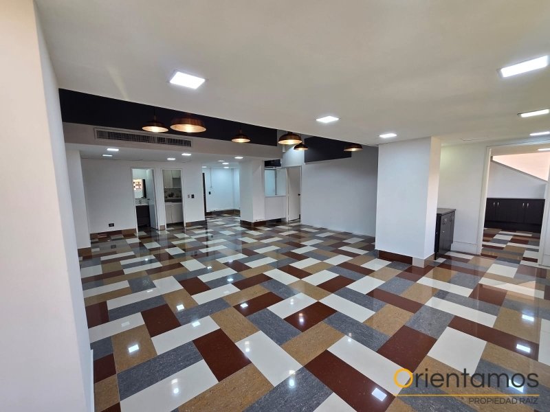 Oficina disponible para el arriendo en Medellín el codigo es 16667 foto numero 4