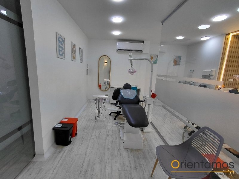 Oficina-Local disponible para el arriendo en Medellín el codigo es 21363 foto numero 11