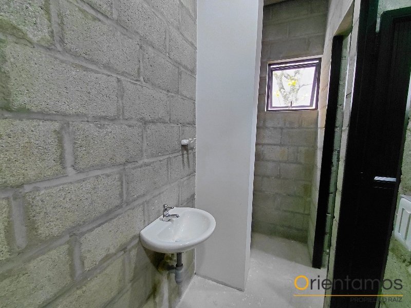 Bodega disponible para el arriendo en Envigado el codigo es 21669 foto numero 12