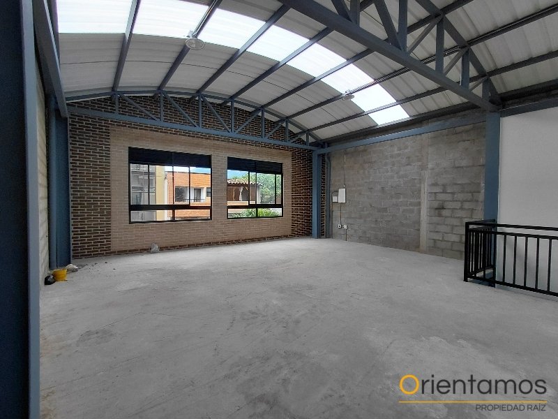 Bodega disponible para el arriendo en Envigado el codigo es 21669 foto numero 3
