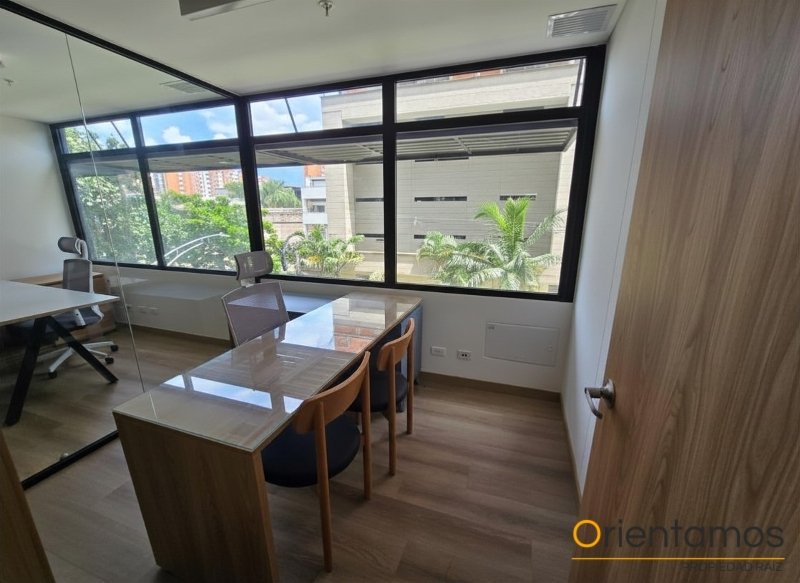 Oficina disponible para el arriendo en Medellín el codigo es 21157 foto numero 4