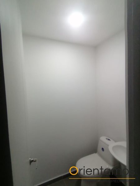 Oficina disponible para el arriendo en Envigado el codigo es 20889 foto numero 8