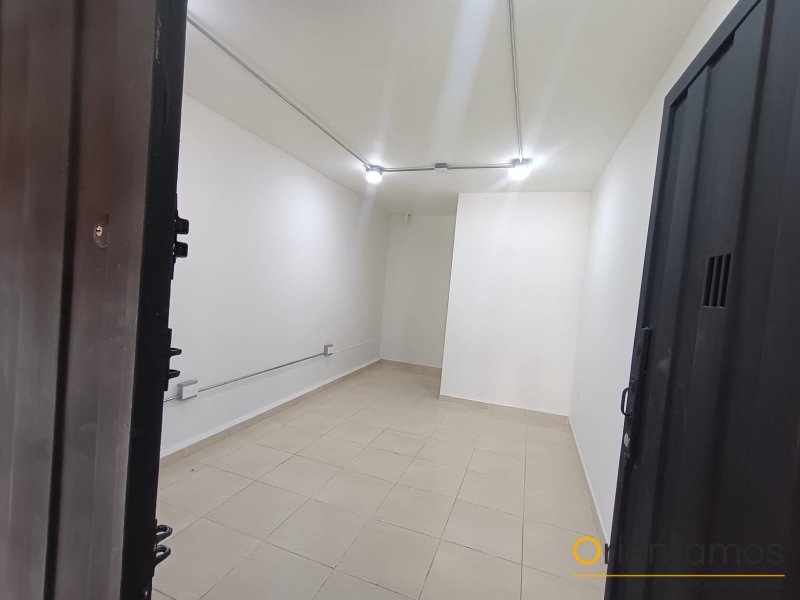 Local disponible para el arriendo en Medellín el codigo es 21402 foto numero 3