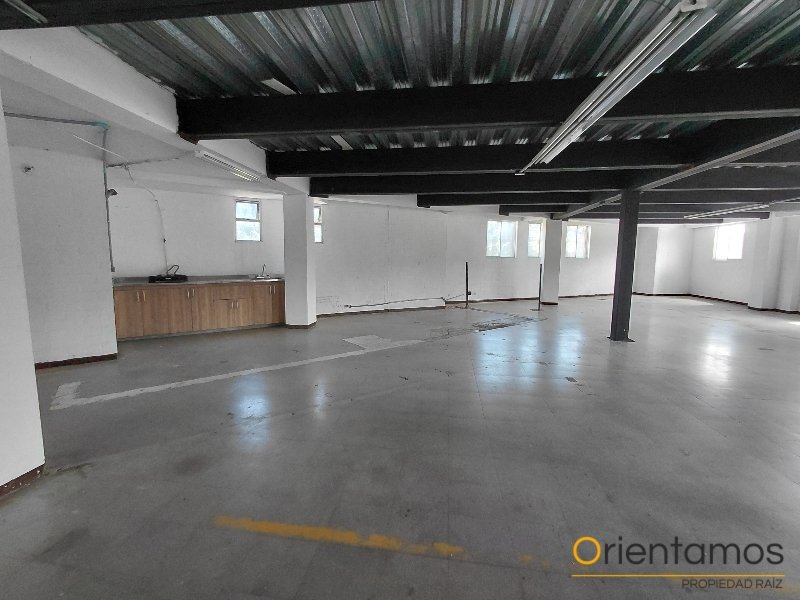 Bodega disponible para el arriendo en Medellín el codigo es 21434 foto numero 8